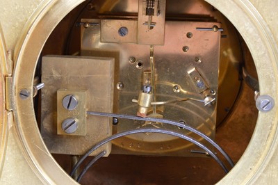 Lot 61 - An early 20th century gilt mantle clock