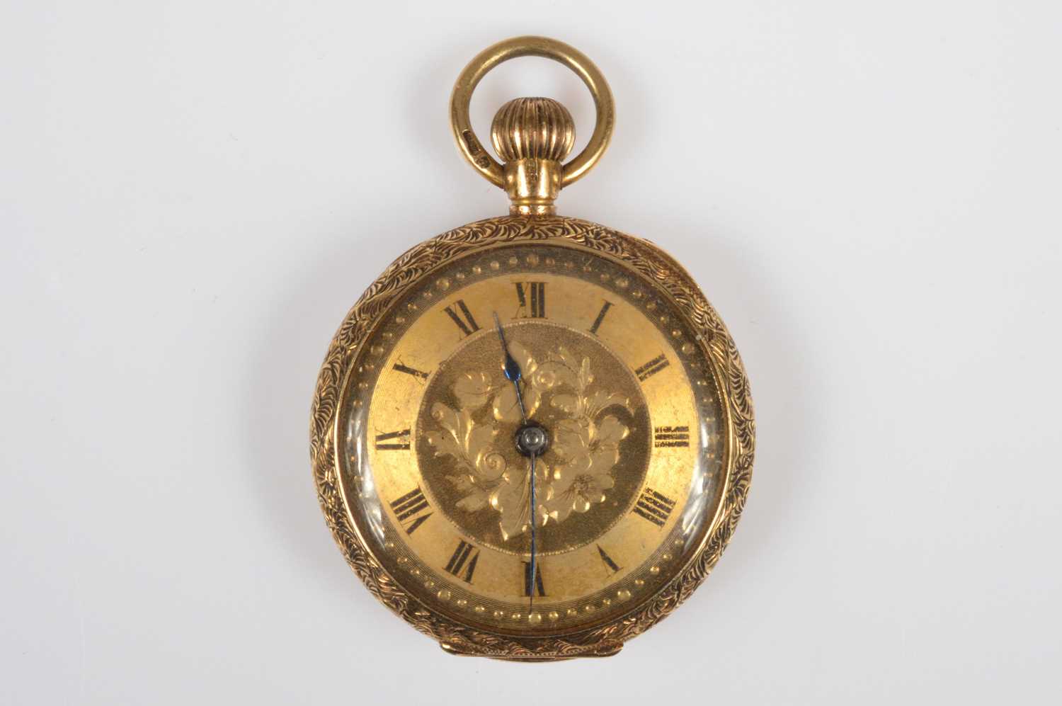 Lot 74 - A small early 20th century 18ct gold lady's pocket watch