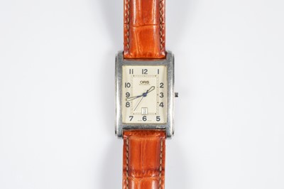 Lot 124 - A modern Oris automatic stainless steel wristwatch