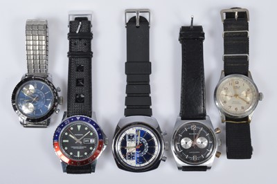 Lot 165 - Five vintage mechanical wristwatches
