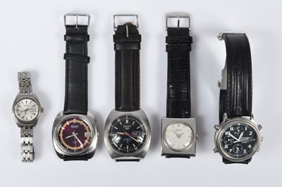 Lot 172 - Five Seiko wristwatches