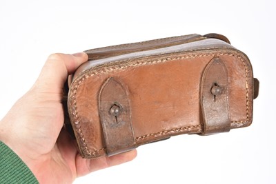 Lot 11 - A WWII German Wehrmacht Medical Pouch