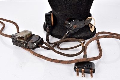 Lot 16 - A WWII German Panzer Throat Microphone