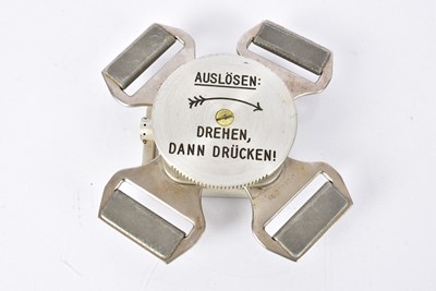 Lot 24 - A German Luftwaffe Parachute Quick Release