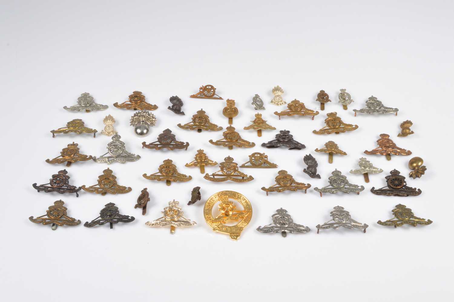 Lot 136 - Artillery