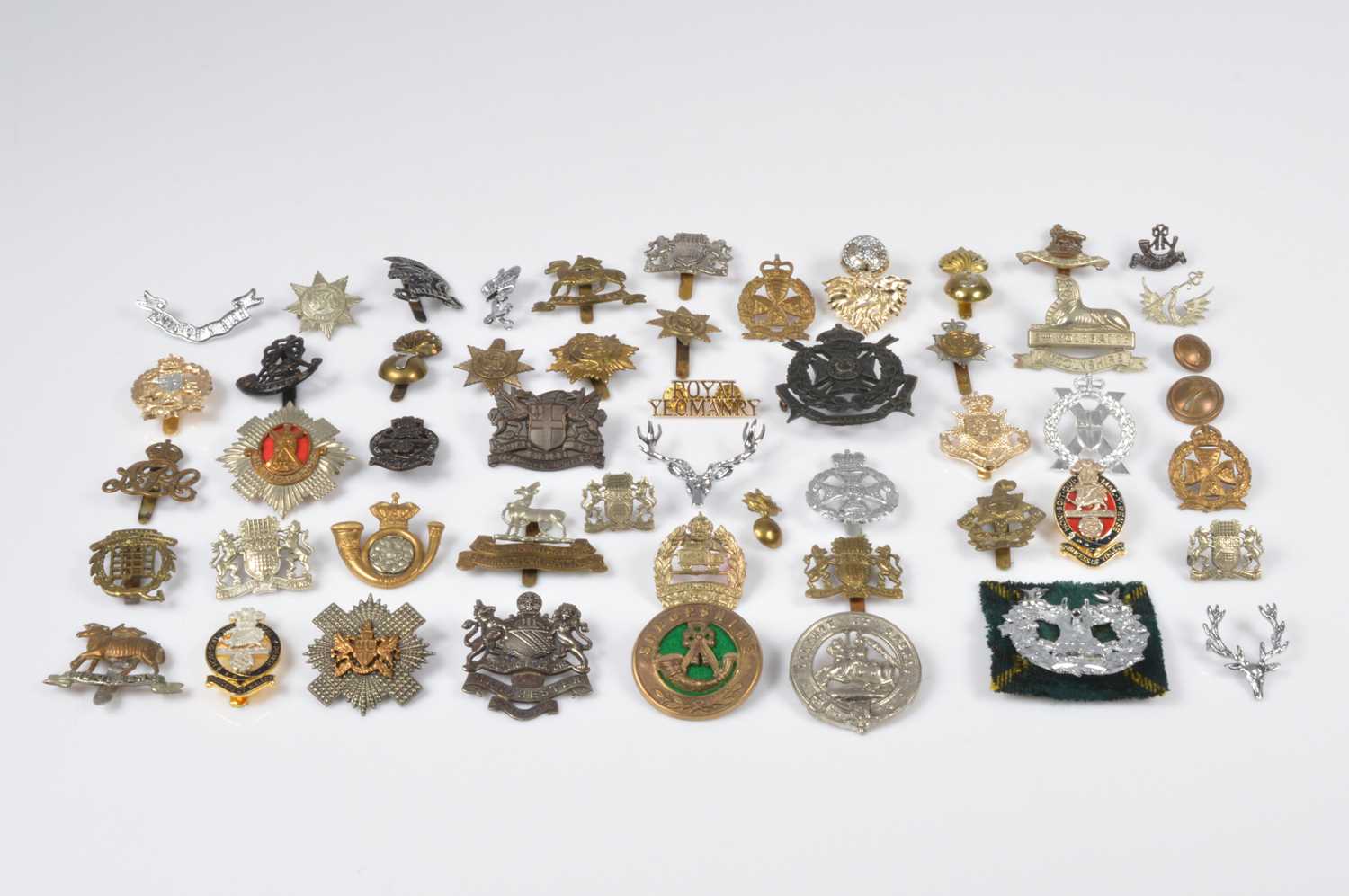 Lot 141 - An assortment of Regimental Cap Badges