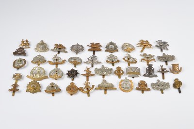 Lot 142 - A collection of British Cap Badges