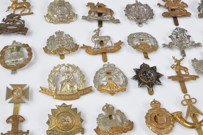 Lot 142 - A collection of British Cap Badges