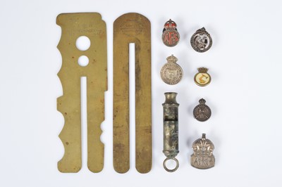 Lot 146 - A small selection of Silver and White Metal badges