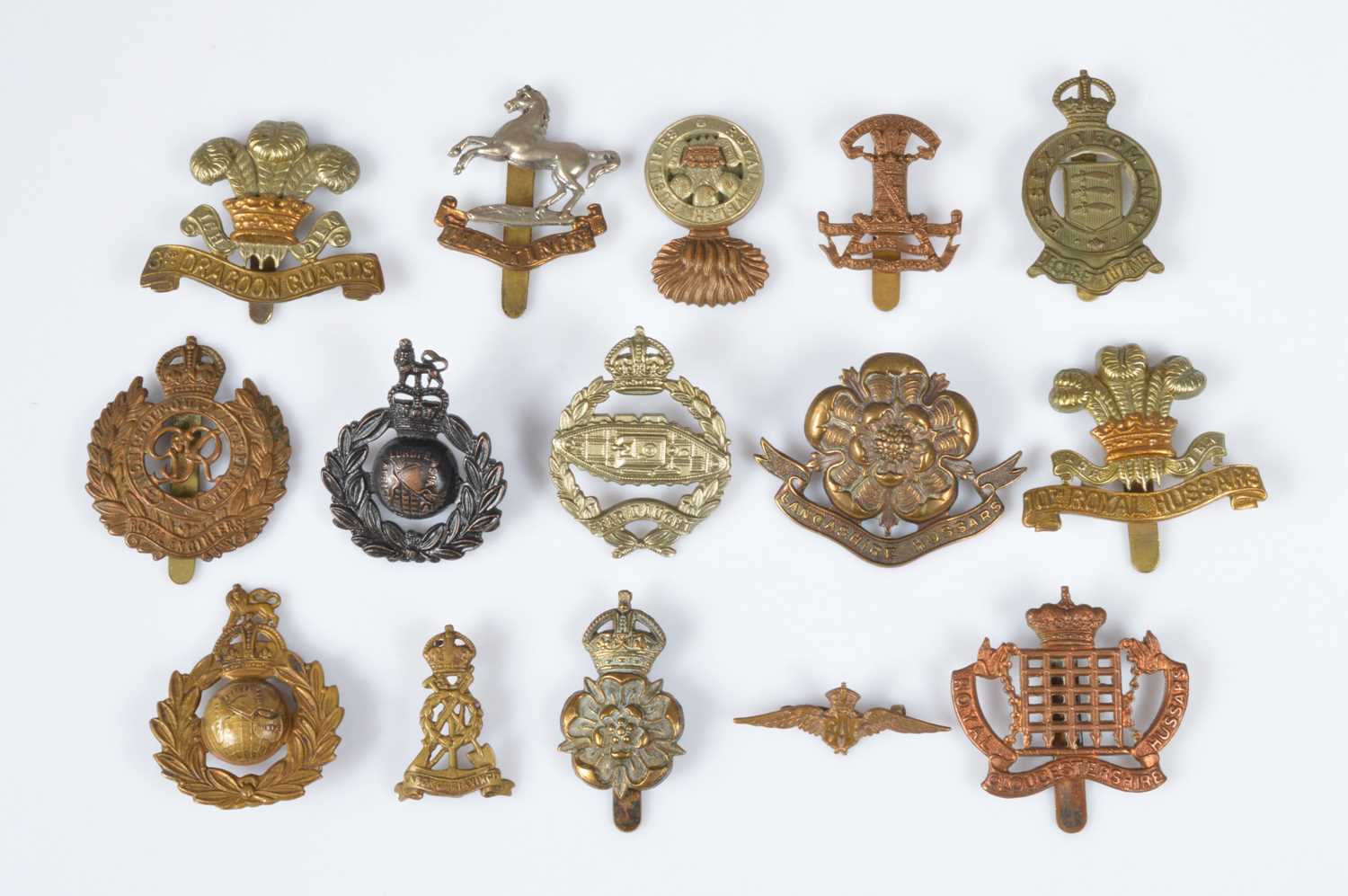 Lot 150 - A collection of British Cap Badges