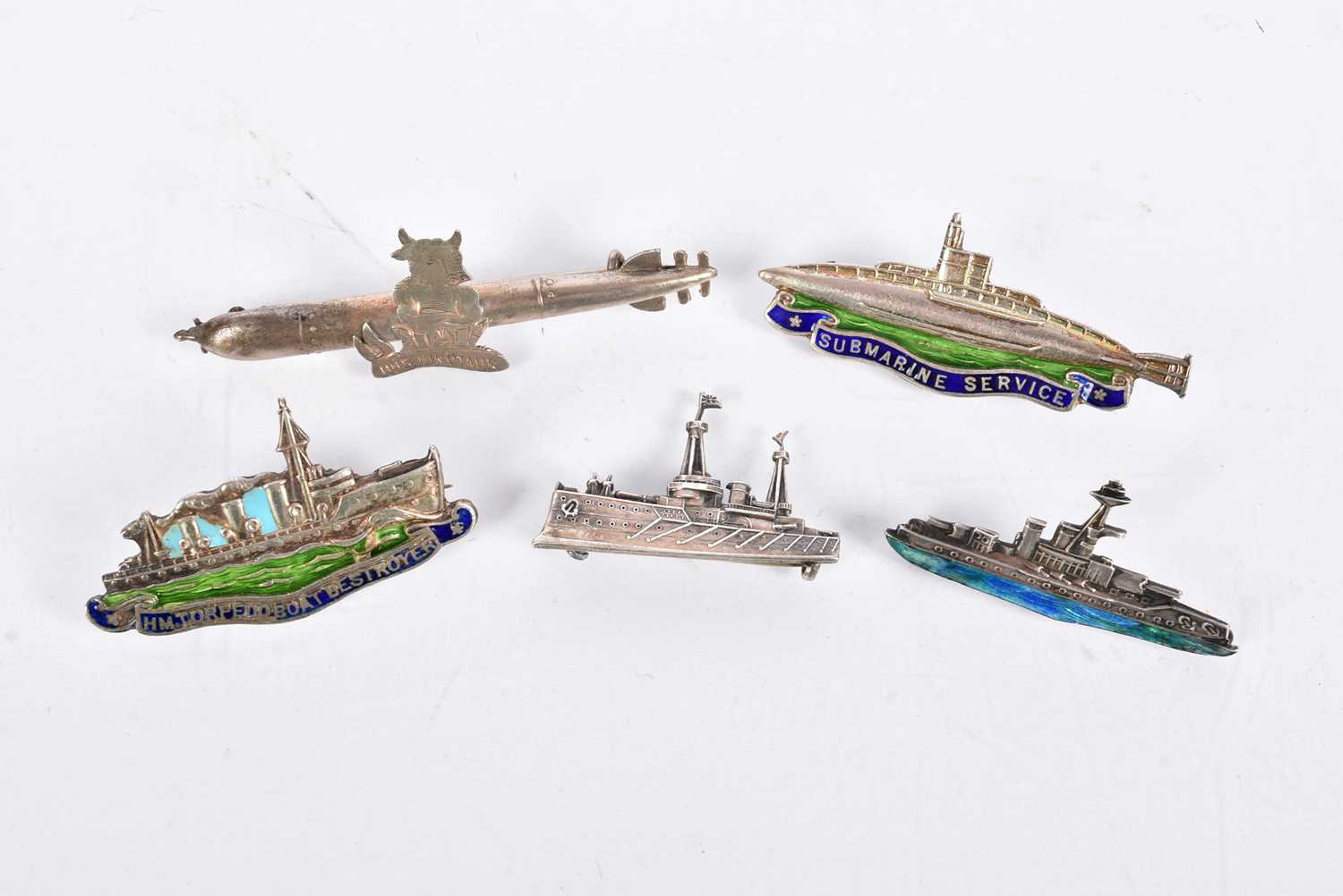 Lot 161 - Five WWI period  silver hallmarked sweetheart brooches