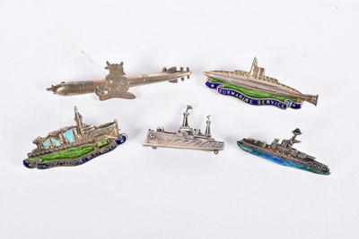 Lot 161 - Five WWI period  silver hallmarked sweetheart brooches