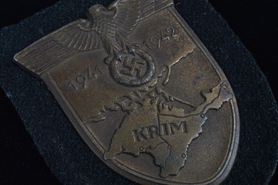 Lot 168 - A WWII German Army/Waffen SS Krim Campaign Shield