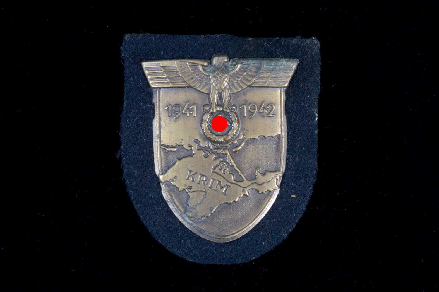 Lot 169 - A WWII German Army/Waffen SS Krim Campaign Shield