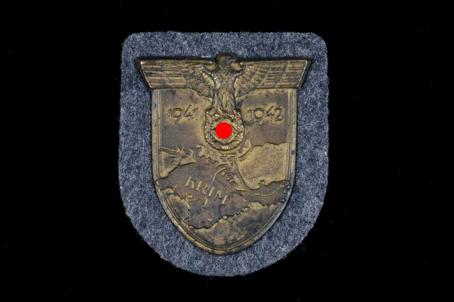 Lot 170 - A WWII German Army/Waffen SS Krim Campaign Shield