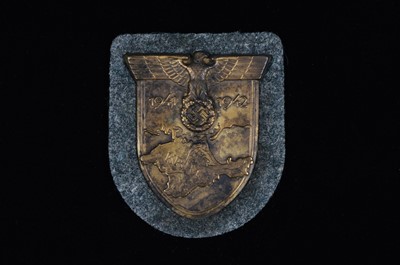 Lot 171 - A WWII German Army/Waffen SS Krim Campaign Shield