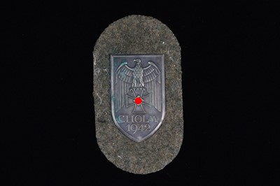 Lot 172 - A German Cholm Campaign Shield