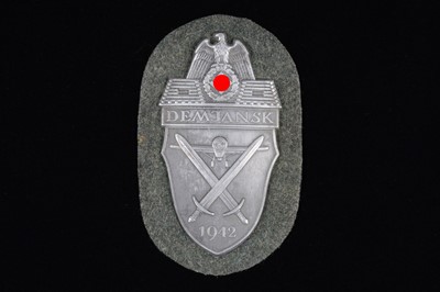 Lot 174 - A WWII German Demjansk Shield