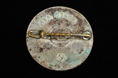 Lot 177 - An RDK Members Badge