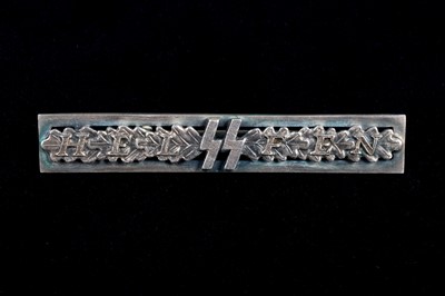 Lot 181 - An SS Female Auxiliaries Clasp