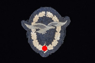 Lot 183 - A German Luftwaffe Pilot Badge