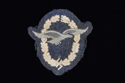 Lot 183 - A German Luftwaffe Pilot Badge
