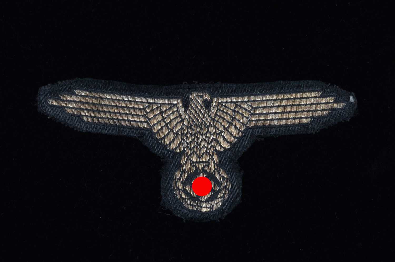 Lot 184 - A German SS Officer's Cap eagle