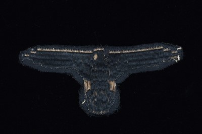 Lot 184 - A German SS Officer's Cap eagle