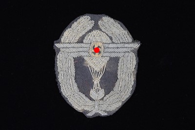 Lot 187 - A German National Socialist Flying Corps Balloon Pilot's Badge