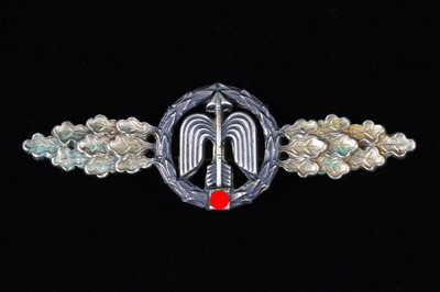 Lot 211 - A German Luftwaffe Fighter Aircraft Clasp