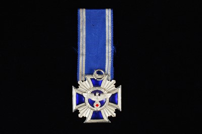 Lot 251 - A German Third Reich NSDAP 15 Year Long Service medal