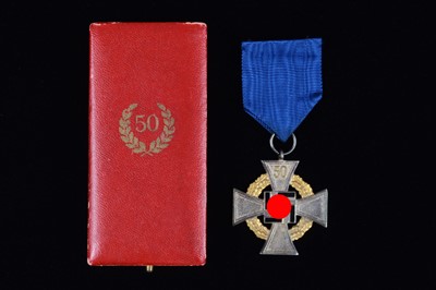 Lot 262 - A German 50 Years Faithful Service Decoration