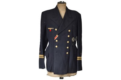 Lot 318 - A WWII Kriegsmarine Officer's Tunic