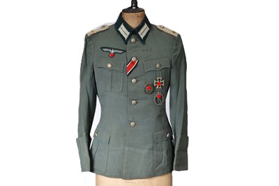 Lot 322 - A WWII German Army Officer's Field Tunic