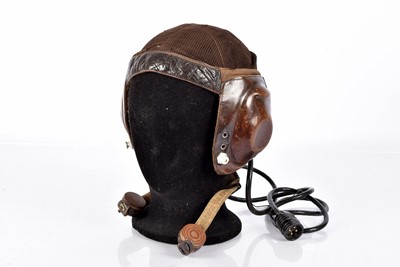 Lot 388 - A WWII German Luftwaffe LKpN101 Flying Helmet