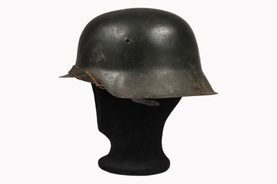 Lot 412 - A WWII German M40 Single Decal Waffen-SS steel helmet