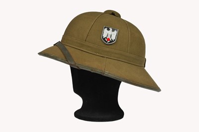 Lot 414 - A WWII German Army/Heer Pith Helmet