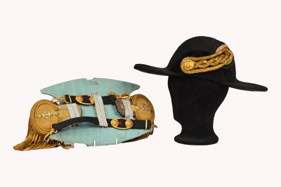 Lot 417 - A cased Kriegsmarine Officer's Bicorne Hat and Epaulette Set