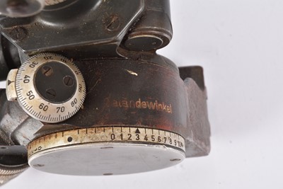 Lot 437 - A scarce MG34/42 Optical Sight and Case