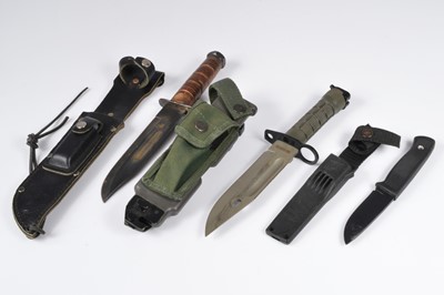 Lot 456 - A Commercial M9 Phrobis Survival knife
