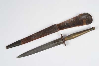 Lot 474 - A Fairbairn Sykes 2nd Pattern Style Fighting Knife by Wilkinson