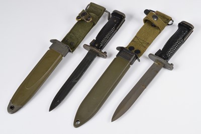 Lot 518 - A US M5 Bayonet