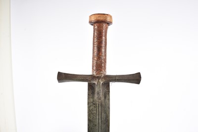 Lot 549 - An early 20th Century Sudanese Kaskara Sword