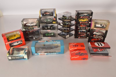 Lot 59 - Modern Diecast Vintage Formula 1 Other Competition Models and Sonic Car (25)