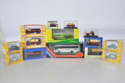 Lot 72 - Modern Diecast 1:76 Scale Vehicles (14)