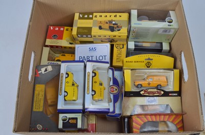 Lot 74 - Modern Diecast Vintage Automobile Association Vehicles (40)