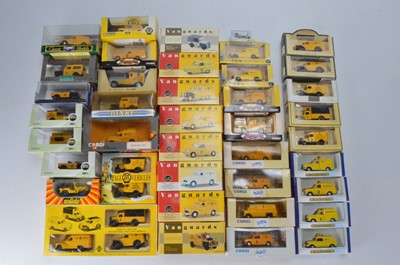 Lot 74 - Modern Diecast Vintage Automobile Association Vehicles (40)
