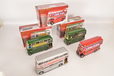 Lot 118 - Sunstar 1:24 Scale Double Deck Buses All With Damage (4)