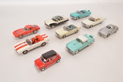 Lot 150 - Franklin and Danbury Mint 1:24 Scale 1950s/60s Cars (9)