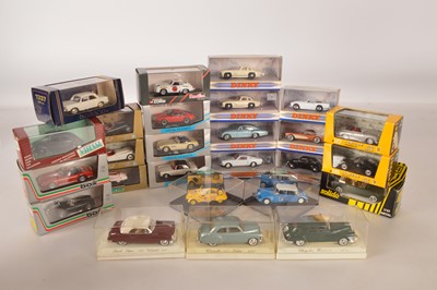 Lot 160 - Modern Diecast Postwar and Later Cars (26)